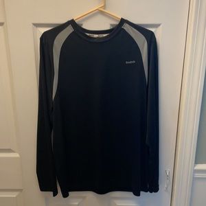 Men’s athletic Reebok long sleeve size M